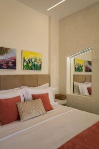 Homey Comfort and Elegance at Olive Grove!