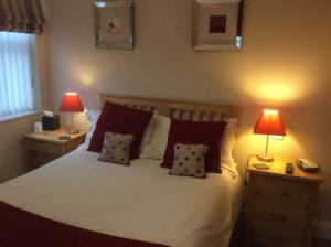 Double Room with Shower room in Ashberry Guest House