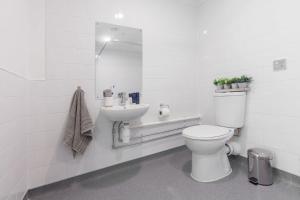 Student Only Accesible Studio in Central Sheffield For 2
