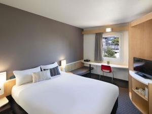 ibis Newcastle