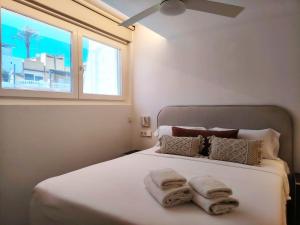 Bungalow a pie de playa con acceso al mar y piscina