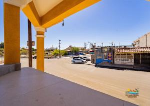 Casa Mar de Cortez - 6BR - One minute to Malecon