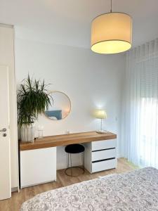 Emma Sea View Apartment Sarande