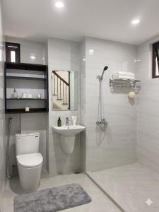 River & Lake Suites