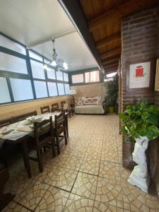 Nice Sicily Little family home