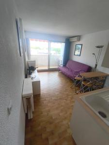 STUDIO 200 M de la plage