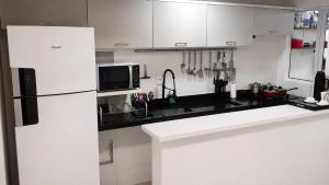 2 Bedrooms Apartment with Private Access to the Beach - Pool - Gym