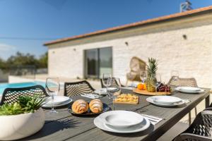 Villa Lumina - zen holiday with sauna near Biograd