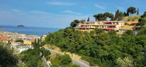 Luxury Blue Paradise Alassio