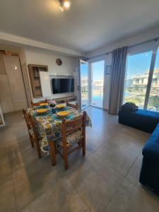 Casa di Rita, Attico vista mare a Marzamemi - 2 Piscine e Padel