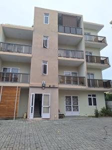 Adam Cool Villa Pereybere