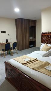 Entebbe Gardens Resort