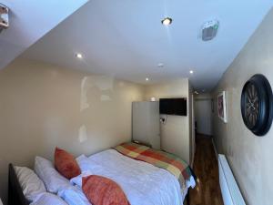 Leavesden Harry Potter Tour Accommodation - 5 mins away