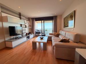 Camarate Golf Casares Luxury Apartment
