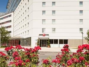 ibis Lyon Caluire Cité Internationale