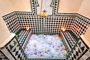 Stylish Moroccan Apartment in Hivernage with Bathtub and Netflix