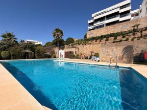 Camarate Golf Casares Luxury Apartment