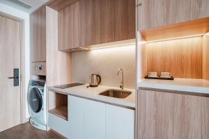 Khách sạn Căn hộ 5 sao Alacarte Hạ Long