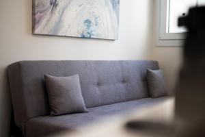 Bright 1BR City Stay for 3 Fast WiFi Smart TV
