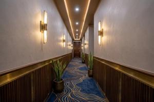 Hotel Nexus Cyber Hub Near Rapid Metro & Ambience Mall
