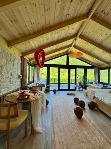 Valent Suit Bungalov