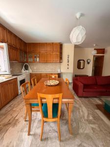 Xenia Apartments