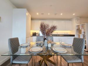 Discounted Long Term Stylish 3Bed City & Wembley