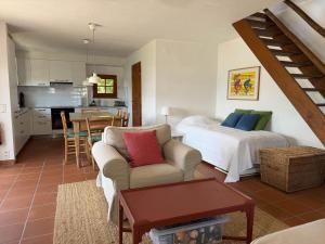 Casa Mathey by HolAp SA