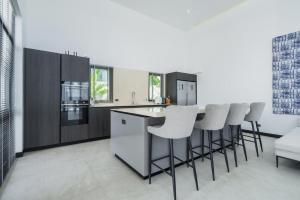 NEW Magnolia 54 Villa Private Pool Rawai Phuket
