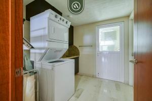 Amazing Condo with Ocean View - Jacuzzi - Beach