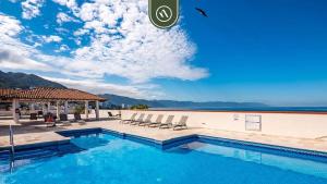Oceanview 2BR Condo - Romantic Zone - Rooftop Pool