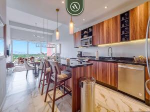 3 BR Penthouse - Nuevo Nayarit - Rooftop Pool Gym