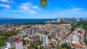 Amazing 1BR Condo - Pool - BBQ in Versalles