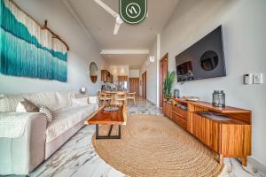 2BR Penthouse in Nuevo Vallarta - Terrace - Pool