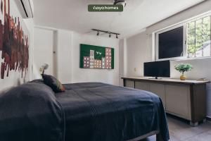 Cozy 2BR King beds - Rooftop Pool - Fast WiFi