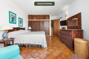 Ocean view 2Br Condo-Balcony-Beach-Pool - 305
