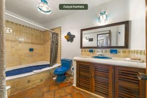 Ocean view 2Br Condo-Balcony-Beach-Pool - 304