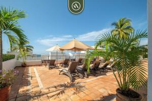 Amazing 2 BR Condo - Private Terrace - Pool