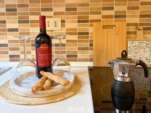 Oria Rustic Lake View Apartment