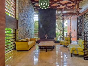 1 BR Condo - Amazing Sunsets From the Roof - Pool