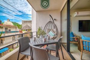 2 BR Condo in Romantic Zone - Pool - Terrace