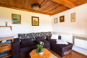Fairytale Cottage - Peaceful Getaway Near Bled