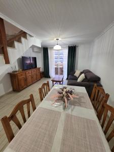 Calpe duplex 2 dormitorios a 1 min de la playa centrico wifi aire ideal familias