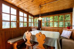 Fairytale Cottage - Peaceful Getaway Near Bled
