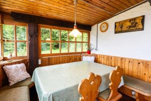 Fairytale Cottage - Peaceful Getaway Near Bled