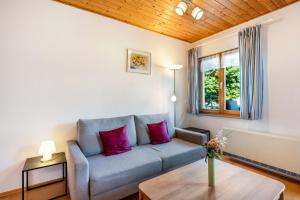 Ferienwohnung Kuprella 1 - mit Garten und privatem Seezugang in Nonnenhorn
