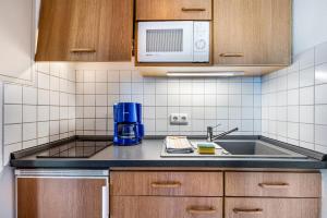 Ferienwohnung Kuprella 1 - mit Garten und privatem Seezugang in Nonnenhorn
