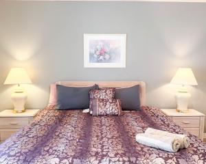3 bedrooms pool home Pinewood Estates