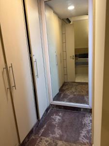 Cozy Casa-2BHK Luxury Apartment-Near Noida Sec 62