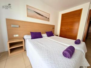 Yasumi Suite - 4p Modern Apartment with Parking & Swimming Pool
